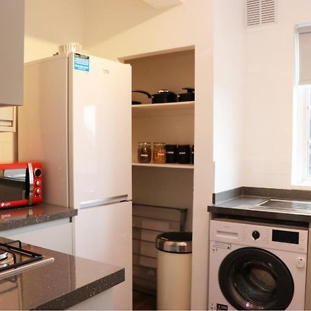Modern Newgate Apartments - Kingsbury Underground, All Local Amenities On Your Doorstep Harrow Dış mekan fotoğraf